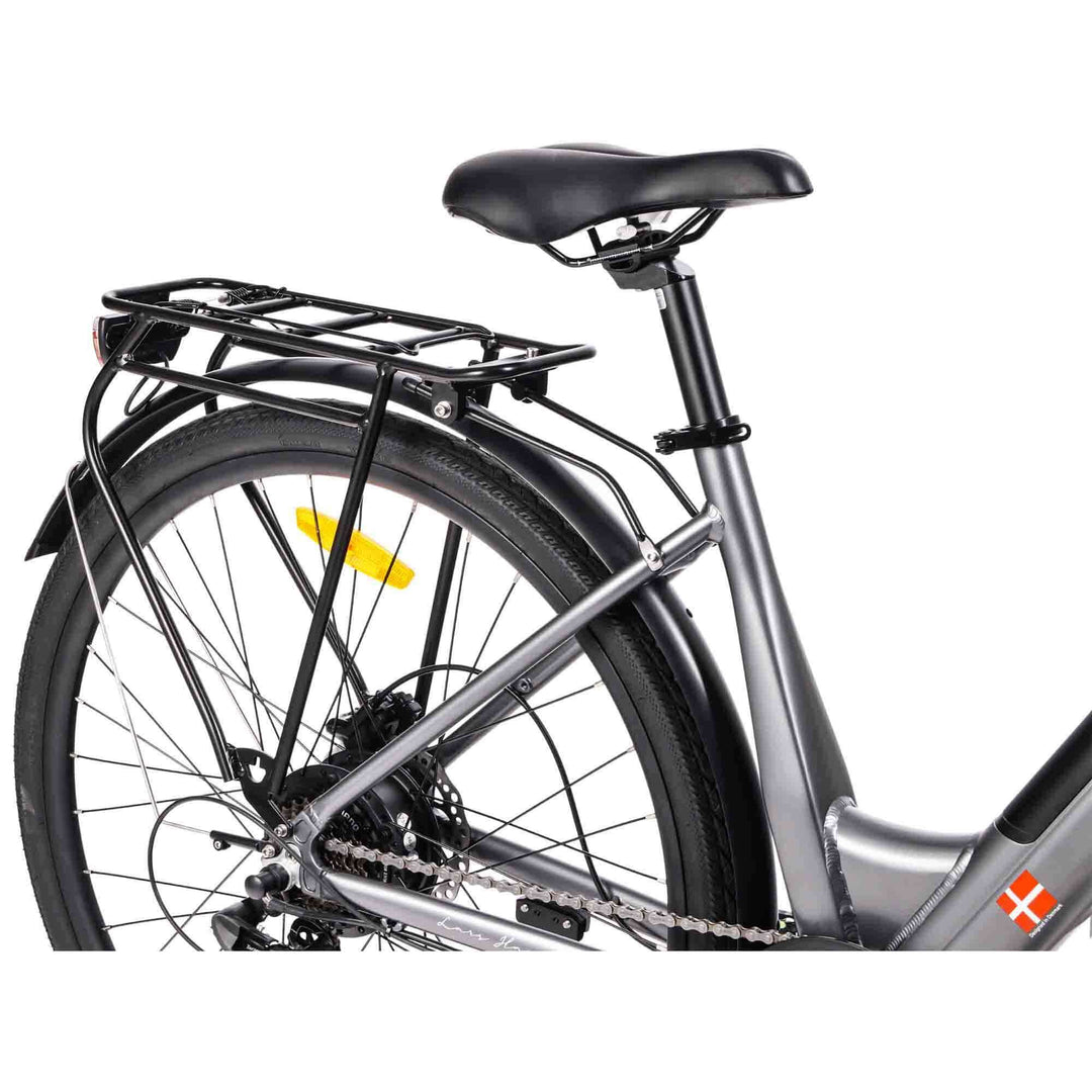 Hygge Aarhus Step Through electric bike saddle and rear wheel